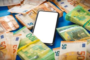 スマホ　お金
